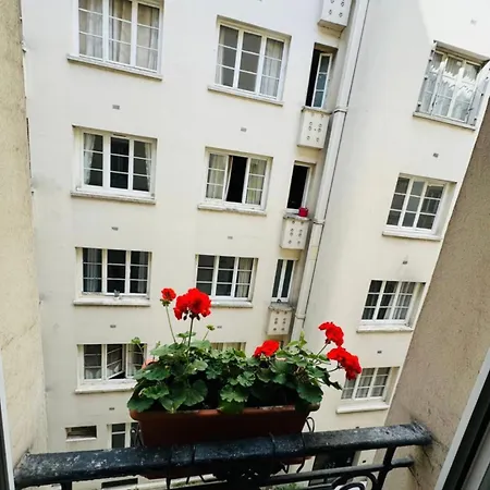 Bel Proche Tour Eiffel *