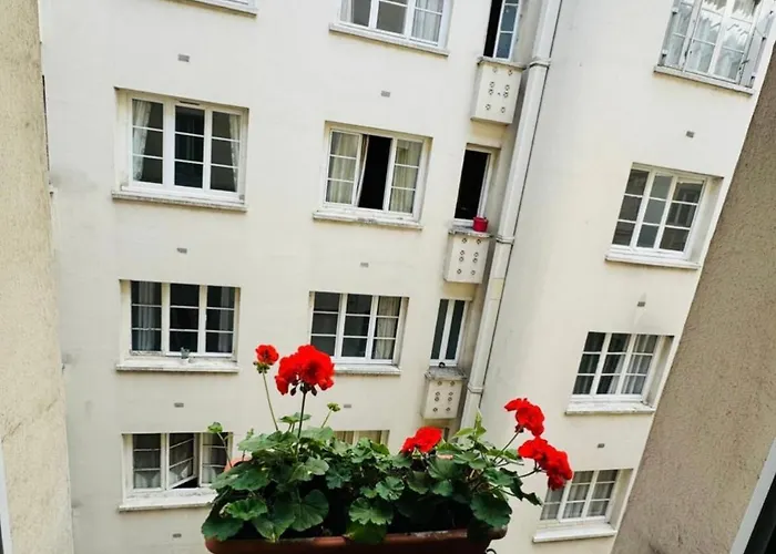 Bel Proche Tour Eiffel *