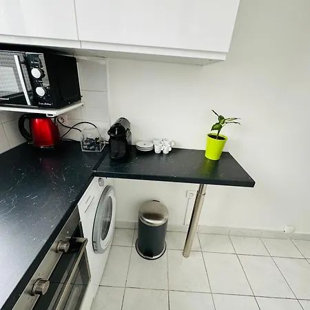 Bel Proche Tour Eiffel