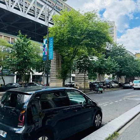 Bel Proche Tour Eiffel *